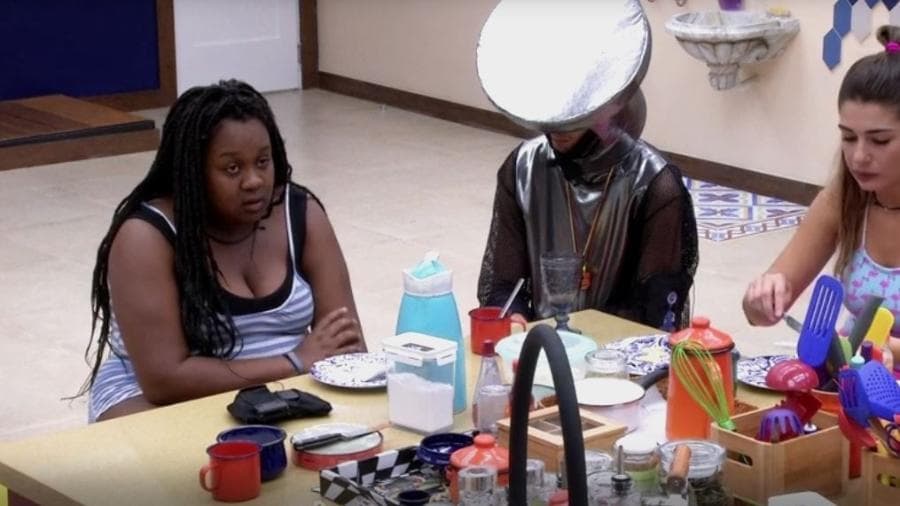 "BBB17": Roberta se preocupa com a mãe (Foto : Divulgação) "BBB17": Roberta se preocupa com a mãe (Foto : Divulgação)