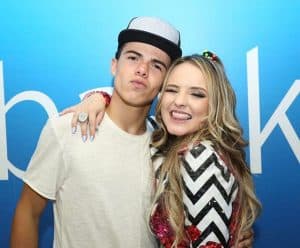 Thomaz Costa e Larissa Manoela Thomaz Costa e Larissa Manoela