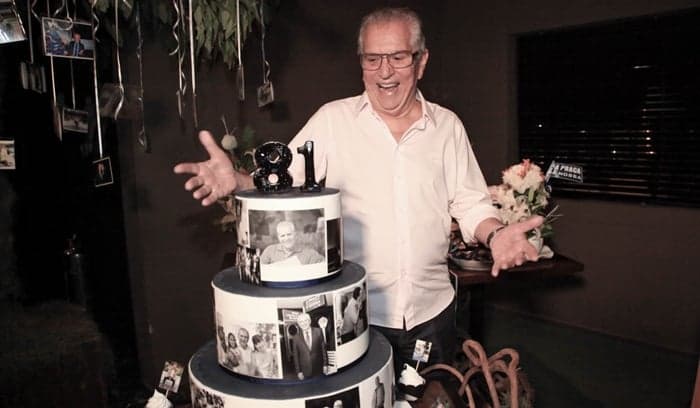 Carlos Alberto de Nóbrega comemora aniversário com artistas do SBT, Record e RedeTV!