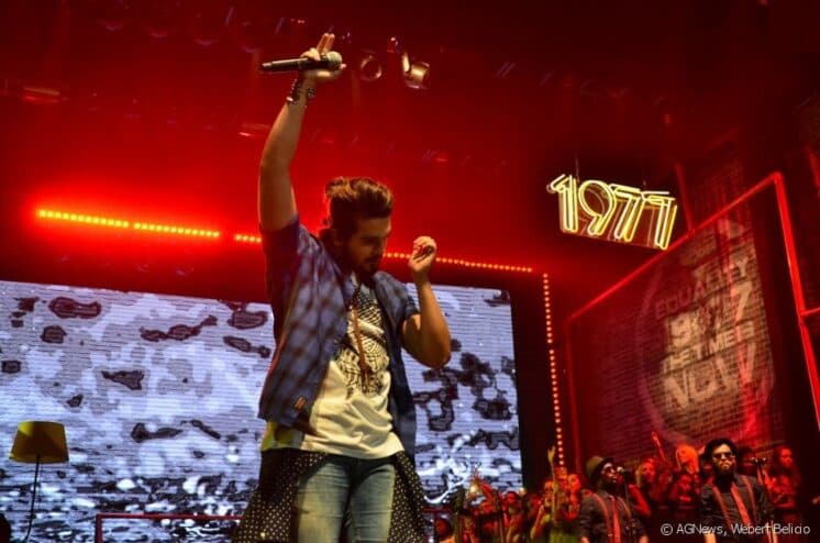 Luan Santana janta com a namorada no que seria uma saída a dois, se não fosse um detalhe