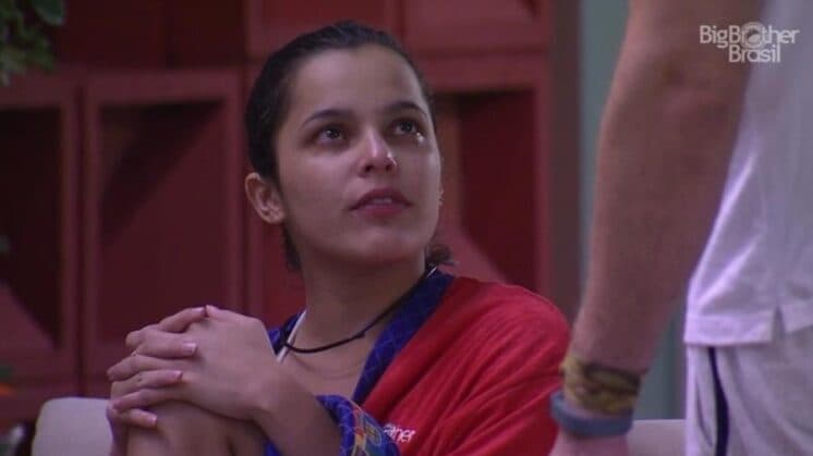 "BBB17": Emilly chora após deixar confessionário