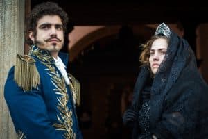 Pedro (Caio Castro) e Leopoldina (Letícia Colin) em cena de 'Novo Mundo' (Foto: Globo/Raquel Cunha) Pedro (Caio Castro) e Leopoldina (Letícia Colin) em cena de 'Novo Mundo' (Foto: Globo/Raquel Cunha)