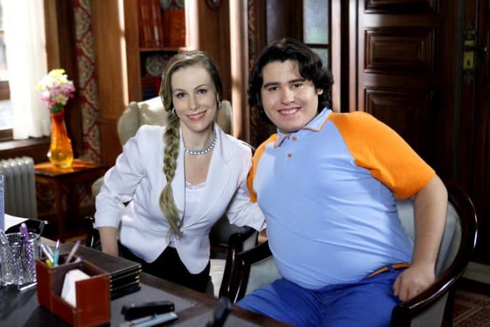 Irreconhecível, ex-ator mirim do SBT emagrece e chama atenção na internet