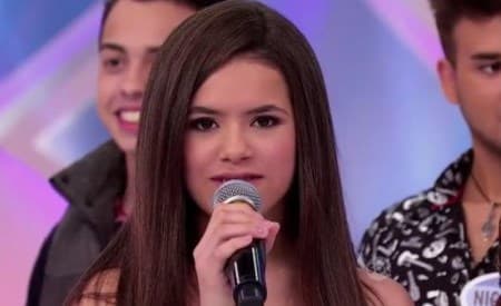 Maisa revela a Silvio Santos porque nunca namorou