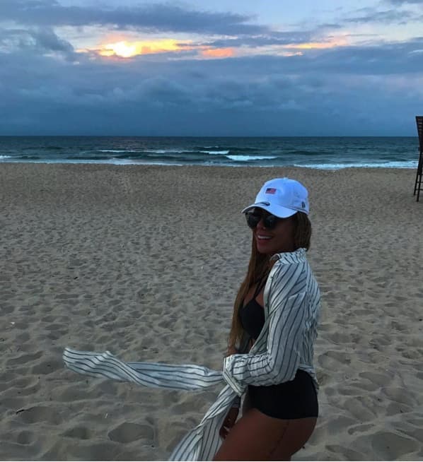 Rafaela Santos se diverte em praia. (Foto: Reprodução/Instagram) Rafaela Santos se diverte em praia. (Foto: Reprodução/Instagram)