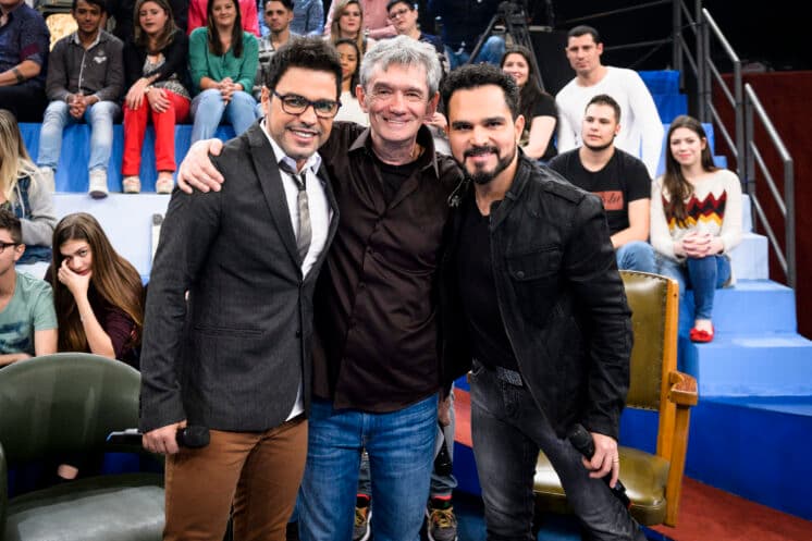 Zezé di Camargo responde pergunta "inusitada" de participante do "Altas Horas"