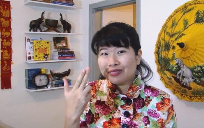 Yuko é assaltada, deseja a morte do ladrão e pensa em abandonar o Brasil