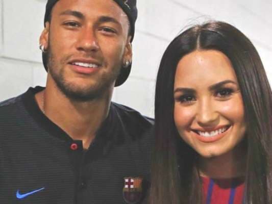 Neymar manda indireta em rede social de Demi Lovato e fãs se empolgam