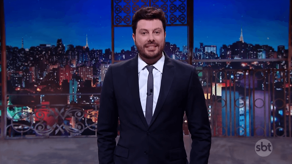 O apresentador Danilo Gentili no The Noite (Foto: Reprodução/SBT) O apresentador Danilo Gentili no The Noite (Foto: Reprodução/SBT)