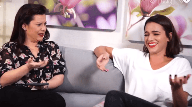 Bruna Marquezine se "transforma" em vídeo com Fernanda Souza