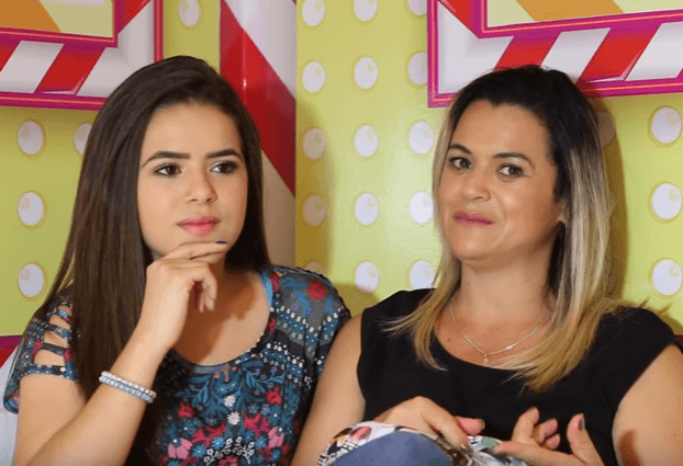 Em viagem com a família, Maisa passa muito mal e é socorrida pela mãe