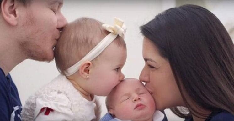 Thais Fersoza se derrete pelo filho e lista suas qualidades