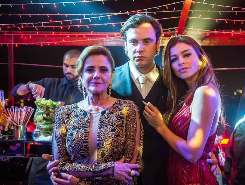 Família sinistra de O Outro Lado do Paraíso (Foto: Divulgação/Globo) Família sinistra de O Outro Lado do Paraíso (Foto: Divulgação/Globo)