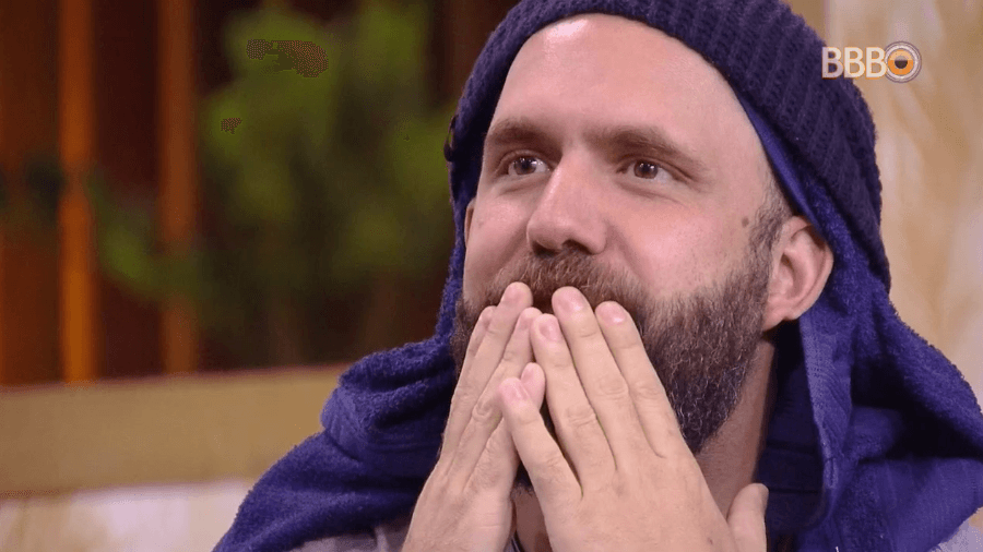 Carusão se emociona no BBB18 (Foto: Reprodução) Carusão se emociona no BBB18 (Foto: Reprodução)