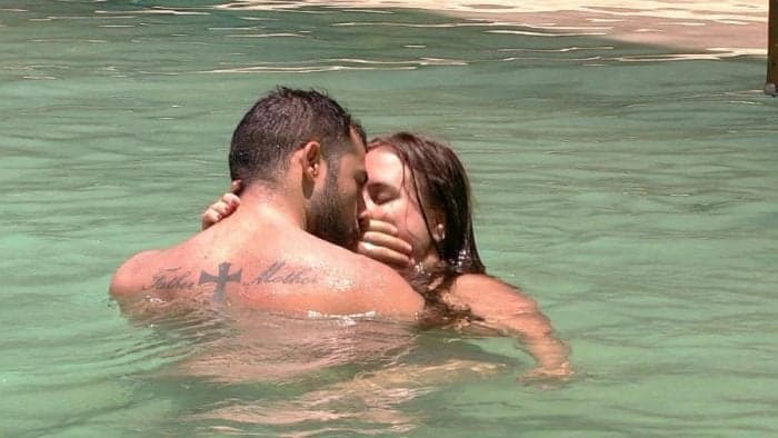 BBB18: Kaysar cavalga em Patrícia e leva recusa da participante
