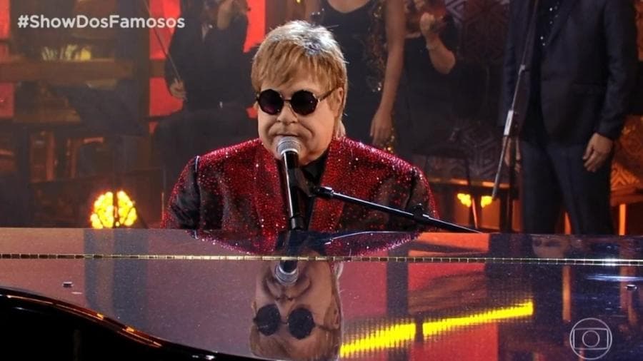 Tiago Abravanel interpretou Elton John (Foto: TV Globo) Tiago Abravanel interpretou Elton John (Foto: TV Globo)