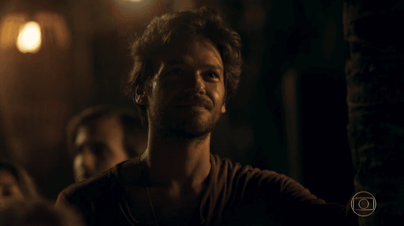 Beto Falcão (Emílio Dantas) no primeiro capítulo de Segundo Sol (Foto: Reprodução/Globo) Beto Falcão (Emílio Dantas) no primeiro capítulo de Segundo Sol (Foto: Reprodução/Globo)