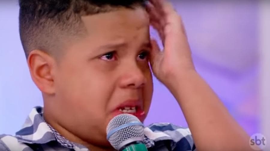 Silvio Santos ri, mas cede ao pedido da criança... - Veja mais em https://tvefamosos.uol.com.br/noticias/redacao/2018/05/20/menino-chora-ao-perder-e-amolece-coracao-de-silvio-santos.htm?cmpid=copiaecola Silvio Santos ri, mas cede ao pedido da criança... - Veja mais em https://tvefamosos.uol.com.br/noticias/redacao/2018/05/20/menino-chora-ao-perder-e-amolece-coracao-de-silvio-santos.htm?cmpid=copiaecola