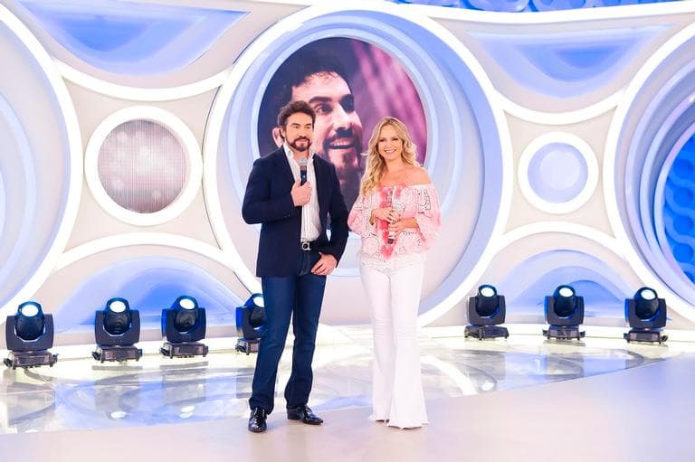 Padre Fábio de Melo é entrevistado por Eliana (Foto: Divulgação) Padre Fábio de Melo é entrevistado por Eliana (Foto: Divulgação)