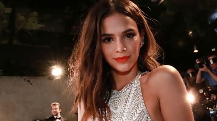 Bruna Marquezine aparece muito magra, fãs ficam sem acreditar e atriz vira assunto