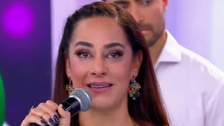 Silvia Abravanel sai em defesa de Silvio Santos