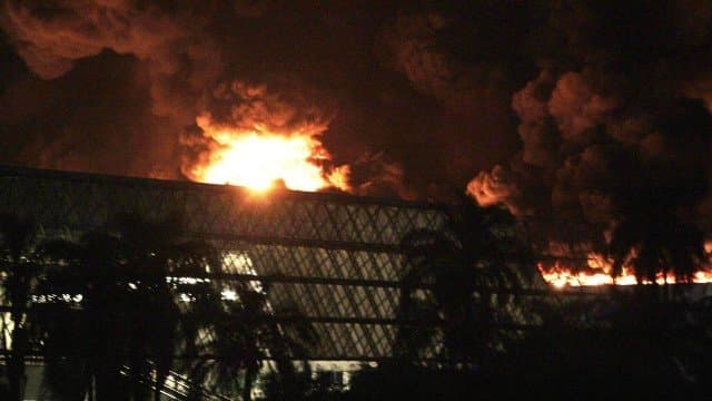 Incêndio atinge local de estúdio da Globo no RJ e programa deixará de ser exibido