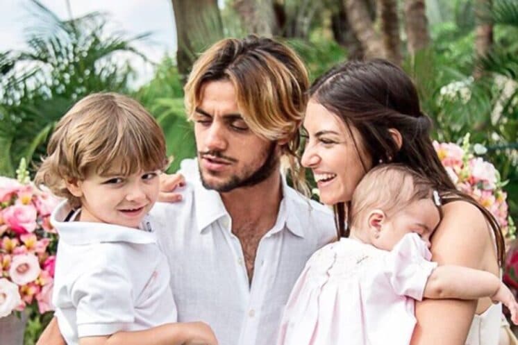 Pai de dois filhos, Felipe Simas revela se pensa em ter novo herdeiro