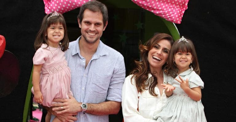 Giovanna Antonelli e a família (Foto: Divulgação) Giovanna Antonelli e a família (Foto: Divulgação)