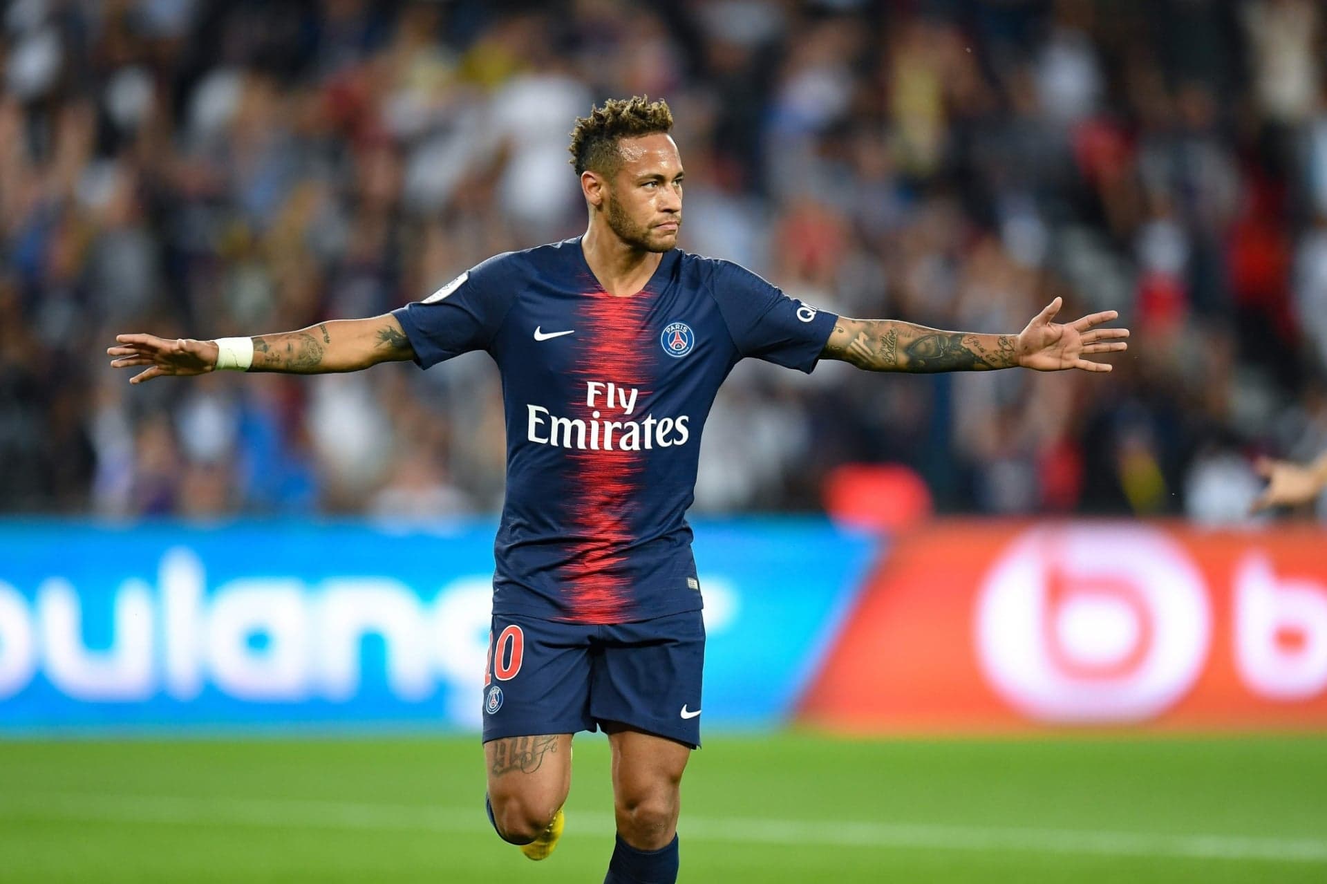 Neymar joga pelo PSG (Foto: Reprodução) Neymar joga pelo PSG (Foto: Reprodução)