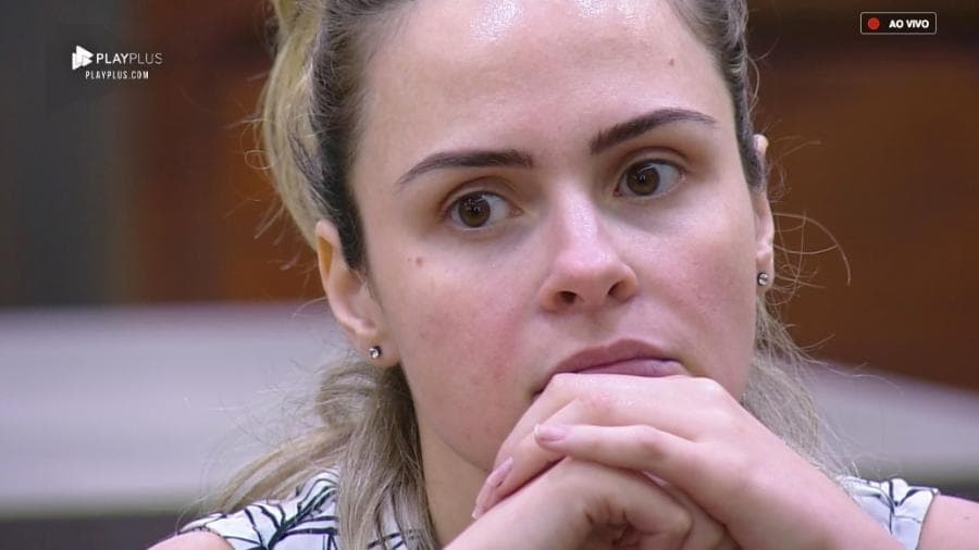 Ana Paula Renault em treta com Nadja Pessoa (Foto: Reprodução) Ana Paula Renault em treta com Nadja Pessoa (Foto: Reprodução)
