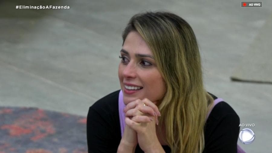Nadja Pessoa provoca Gabi Prado (Foto: Reprodução/PlayPlus) Nadja Pessoa provoca Gabi Prado (Foto: Reprodução/PlayPlus)