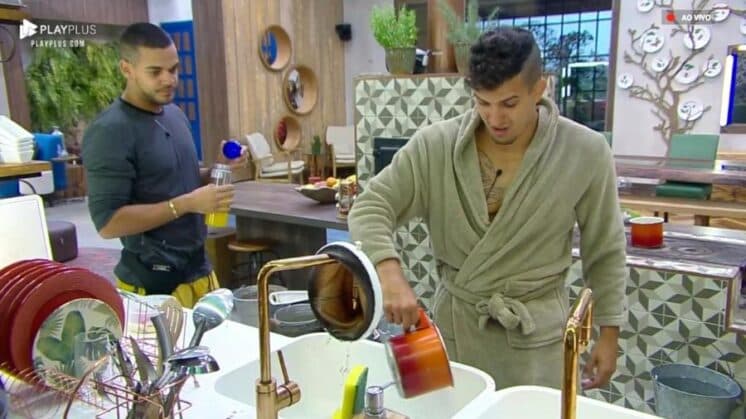 A Fazenda 10: Felipe Sertanejo fala sobre desistência de Rafael Ilha: "Teve razão"