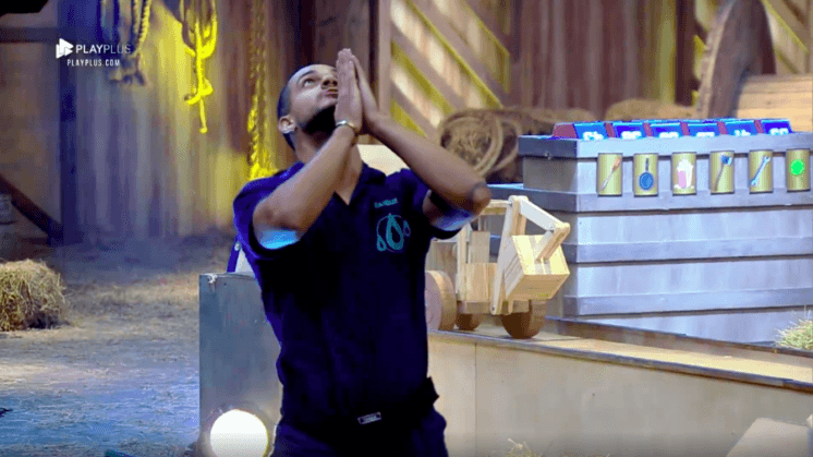 A Fazenda: Caique Aguiar supera Rafael Ilha e vence a Prova de Fogo da semana