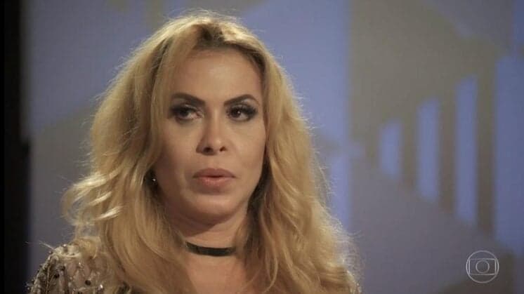 Fã invade palco de Joelma, gruda em cantora, segurança é acionada e pior acontece