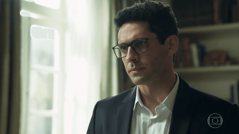Lúcio (João Baldasserini) em O Tempo Não Para (Foto: Reprodução/Globo) Lúcio (João Baldasserini) em O Tempo Não Para (Foto: Reprodução/Globo)