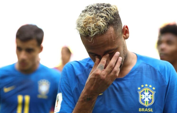 Ex de Bruna Marquezine, Neymar teria criado perfil falso para dar em cima de pretendentes