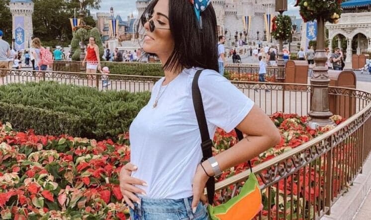 A Youtuber Jade Seba afirma boatos de gravidez e diz: "Quis ser mãe cedo"