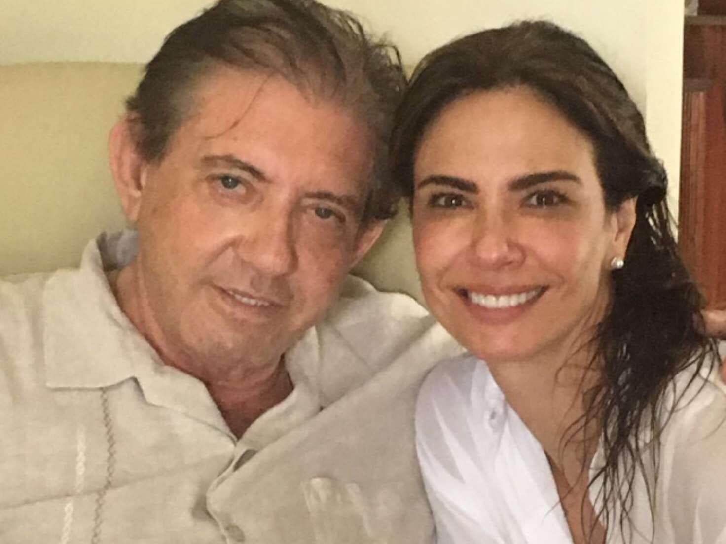contratada da RedeTV Luciana Gimenez com João de Deus (Foto: Reprodução/Instagram) contratada da RedeTV Luciana Gimenez com João de Deus (Foto: Reprodução/Instagram)