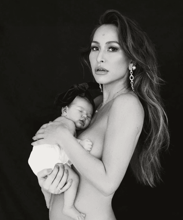 Sabrina Sato com sua filha Zoe (Foto: Reprodução/Instagram) Sabrina Sato com sua filha Zoe (Foto: Reprodução/Instagram)