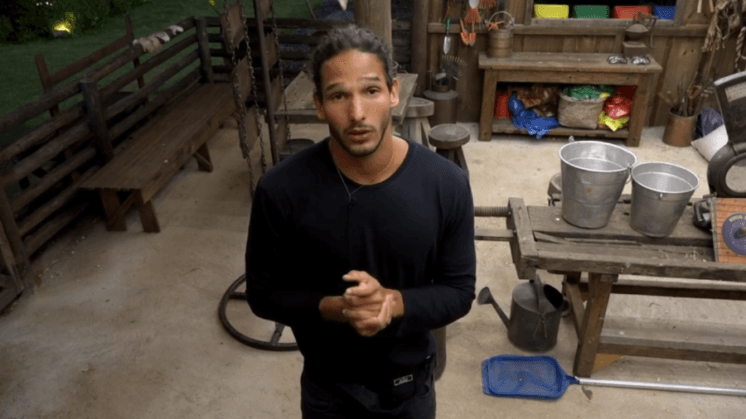 Finalistas de A Fazenda, João Zoli, Rafael Ilha e Caique Aguiar pedem votos para vencer o reality show