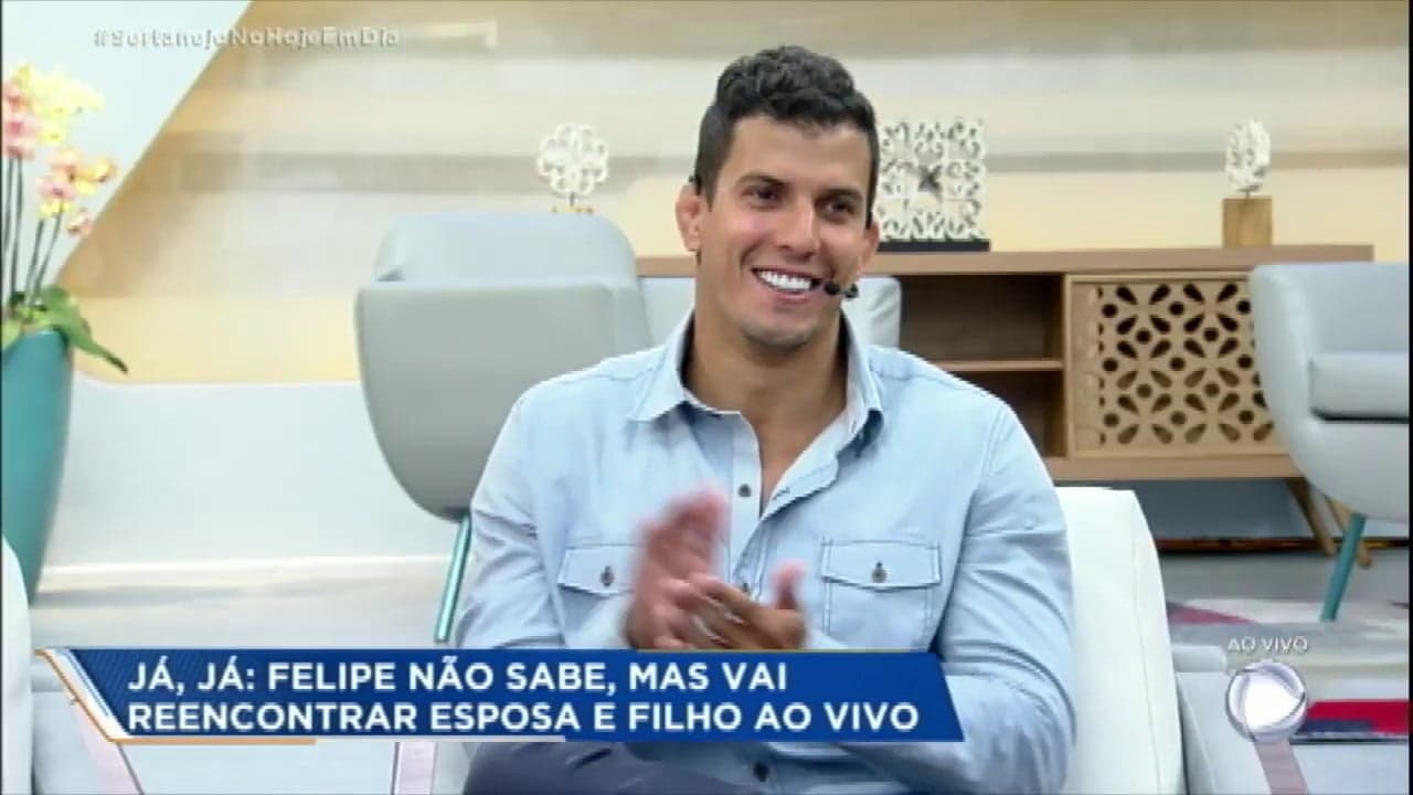 Felipe Sertanejo, eliminado de A Fazenda, no Hoje em Dia (Foto: Reprodução) Felipe Sertanejo, eliminado de A Fazenda, no Hoje em Dia (Foto: Reprodução)