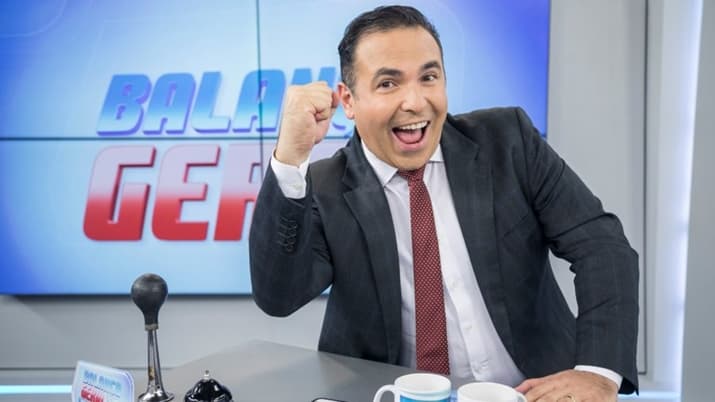 Reinaldo Gottino surpreende ao publicar vídeo onde aparece mais jovem como office boy; veja