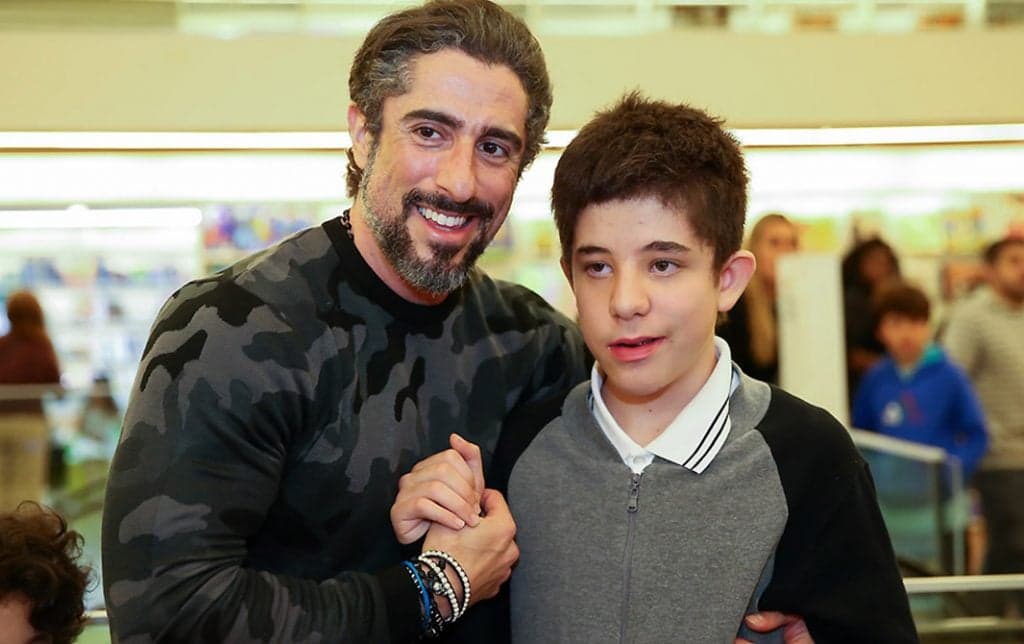 Marcos Mion e o filho, Romeo (Foto: Divulgação) Marcos Mion e o filho, Romeo (Foto: Divulgação)