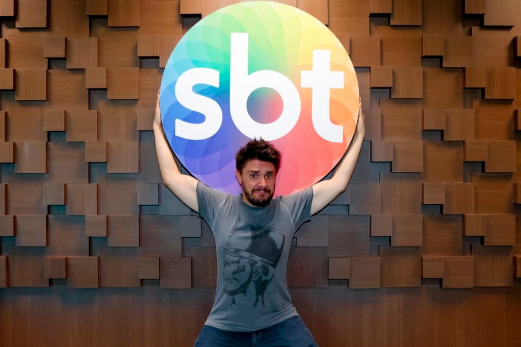 Oscar Filho é contratado por Silvio Santos e estará no Programa da Maisa