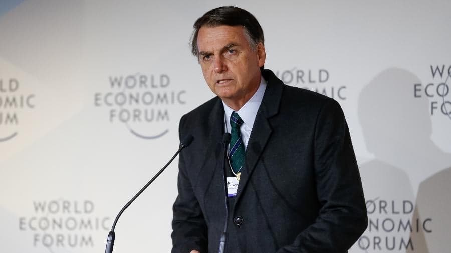 Após três anos, Bolsonaro decreta o fim da transmissão do Carnaval em TV