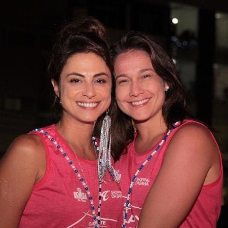 Fernanda Gentil revela que terá mais filhos e se derrete pela esposa: "Caráter incrível"