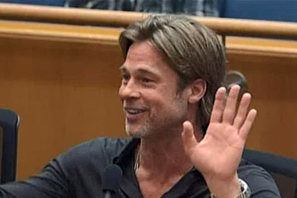 Juíza interrompe Brad Pitt (Foto: Reprodução) Juíza interrompe Brad Pitt (Foto: Reprodução)