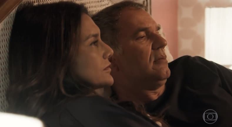 Janaína (Dira Paes) e Herculano (Humberto Martins) em Verão 90 Janaína (Dira Paes) e Herculano (Humberto Martins) em Verão 90