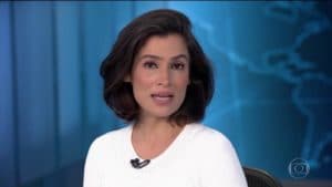Renata Vasconcellos surgiu em uma foto polêmica nas redes sociais (Foto: Reprodução/Globo) Renata Vasconcellos surgiu em uma foto polêmica nas redes sociais (Foto: Reprodução/Globo)