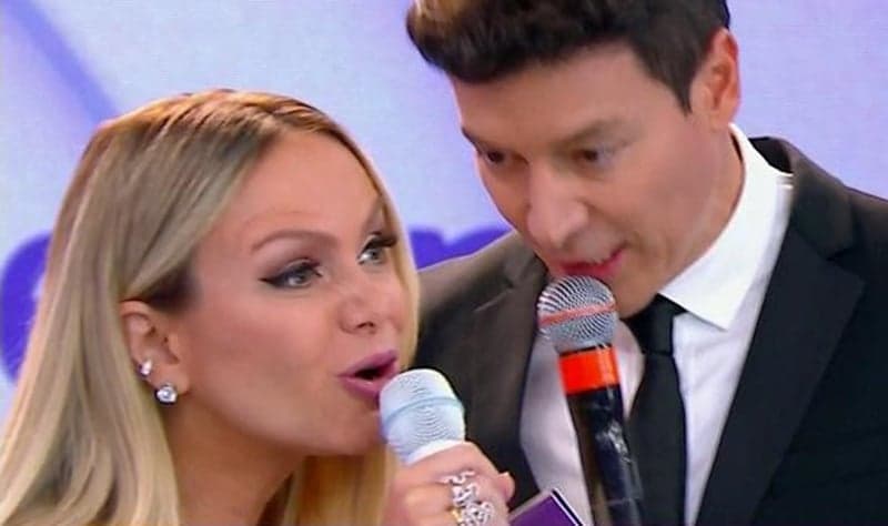Eliana e Rodrigo Faro juntos não dão a audiência da Globo (Foto: Reprodução) Eliana e Rodrigo Faro juntos não dão a audiência da Globo (Foto: Reprodução)